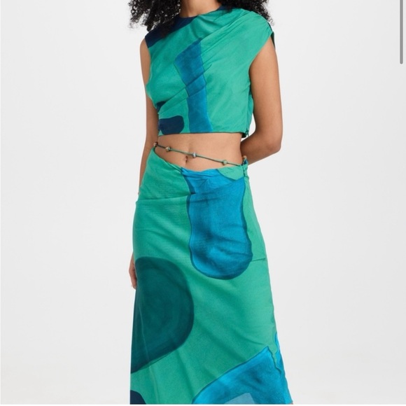 SIR the Label. Frankie gathered top in emerald reflection. - Picture 1 of 5